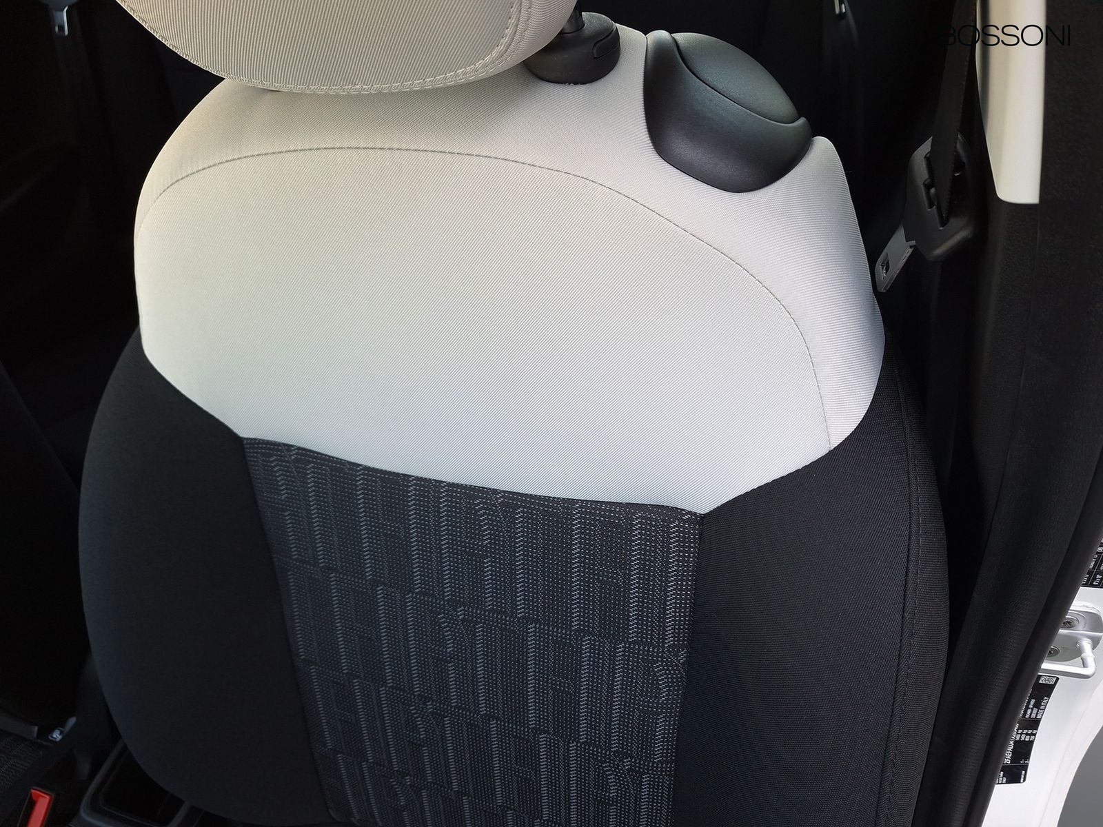 22 - Fiat 500 1.0 hybrid icon