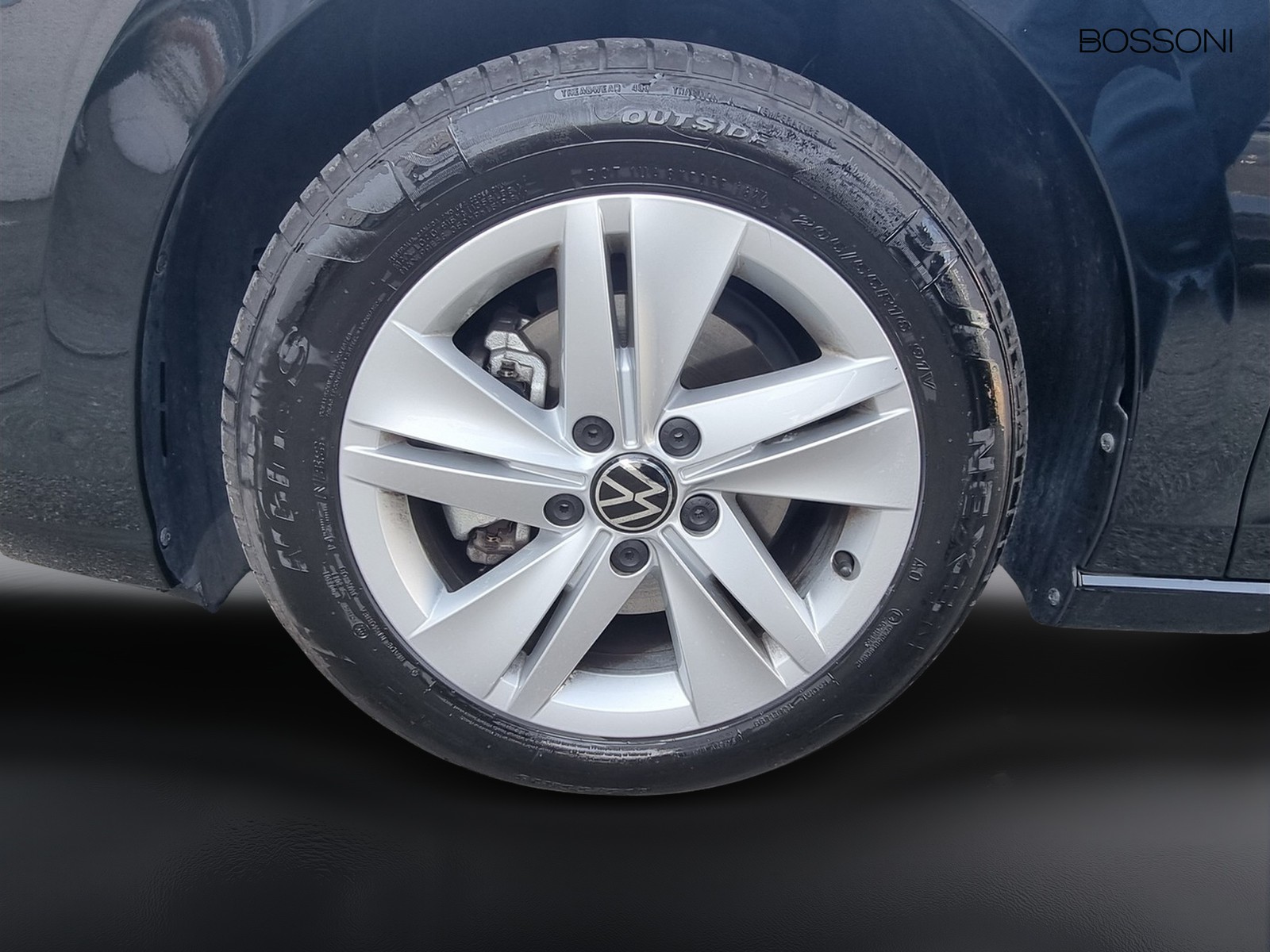 5 - Volkswagen Golf 2.0 tdi scr 115cv life