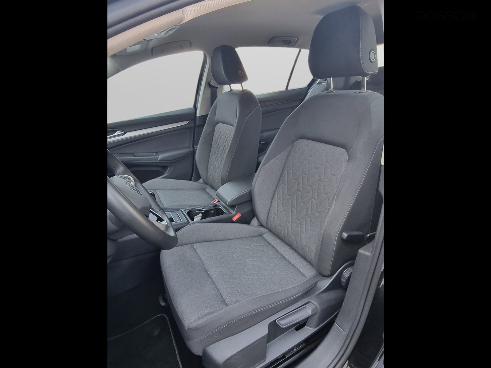 9 - Volkswagen Golf 2.0 tdi scr 115cv life