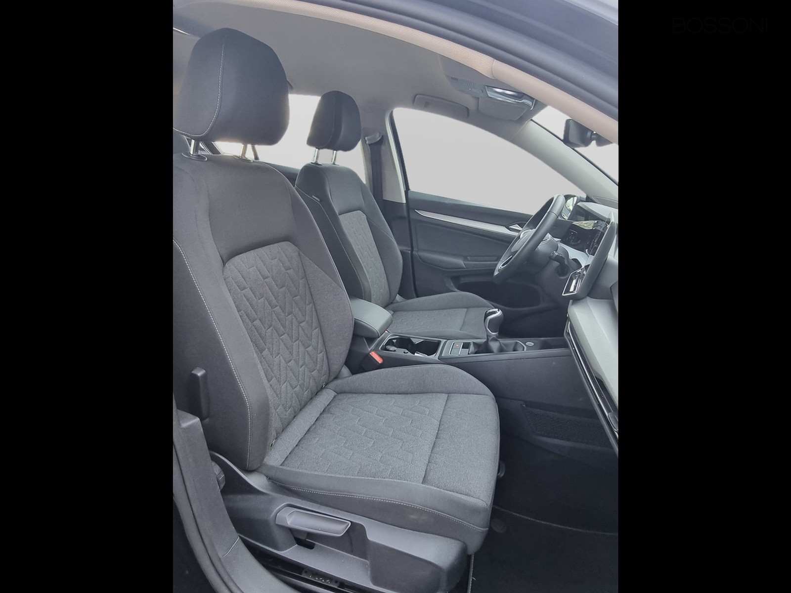 12 - Volkswagen Golf 2.0 tdi scr 115cv life