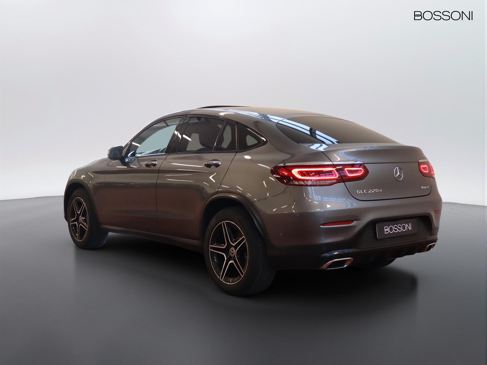 5 - Mercedes GLC coupe 220 d premium 4matic 9g-tronic plus