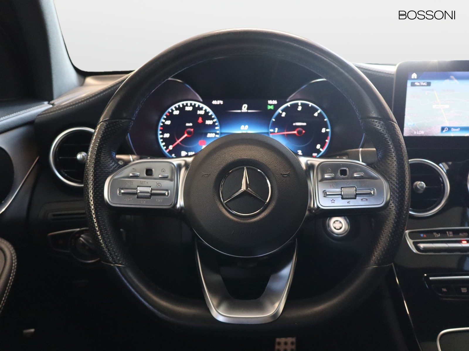 18 - Mercedes GLC coupe 220 d premium 4matic 9g-tronic plus