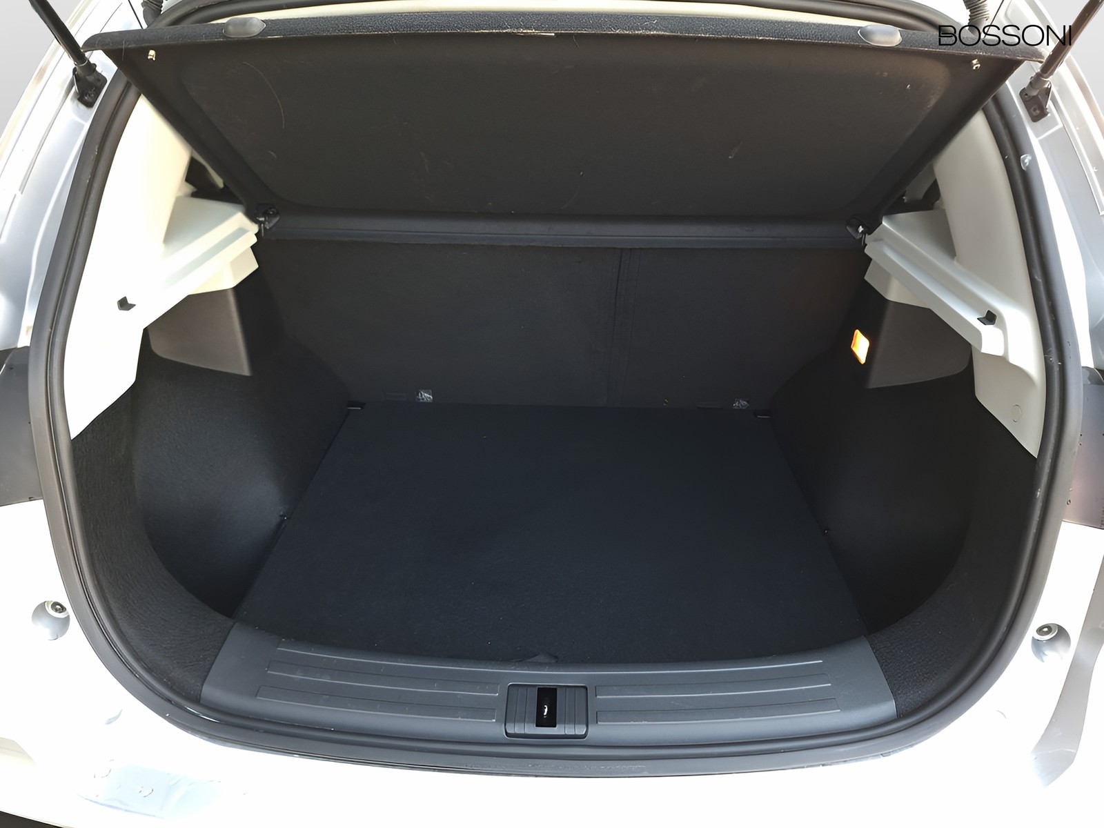 6 - Mg ZS 1.0 t-gdi luxury auto