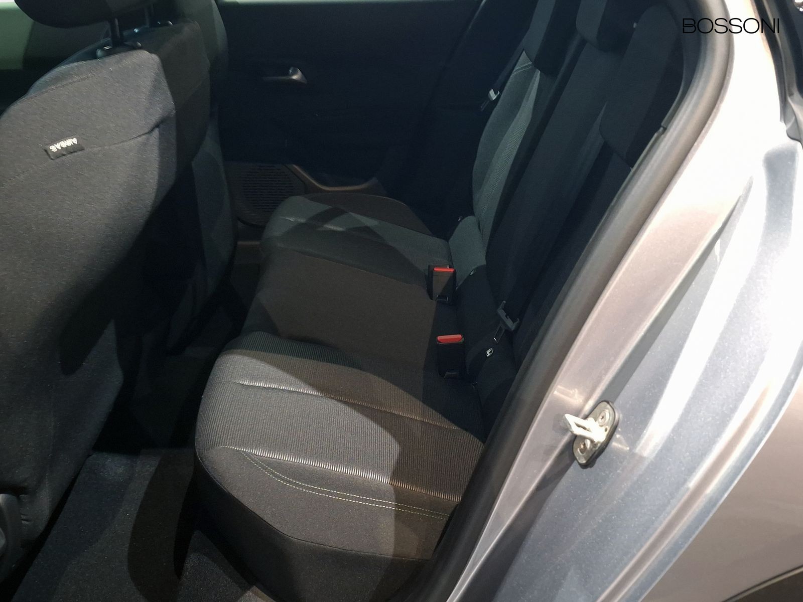 12 - Lancia Ypsilon 1.2 mhev 110cv e-dct