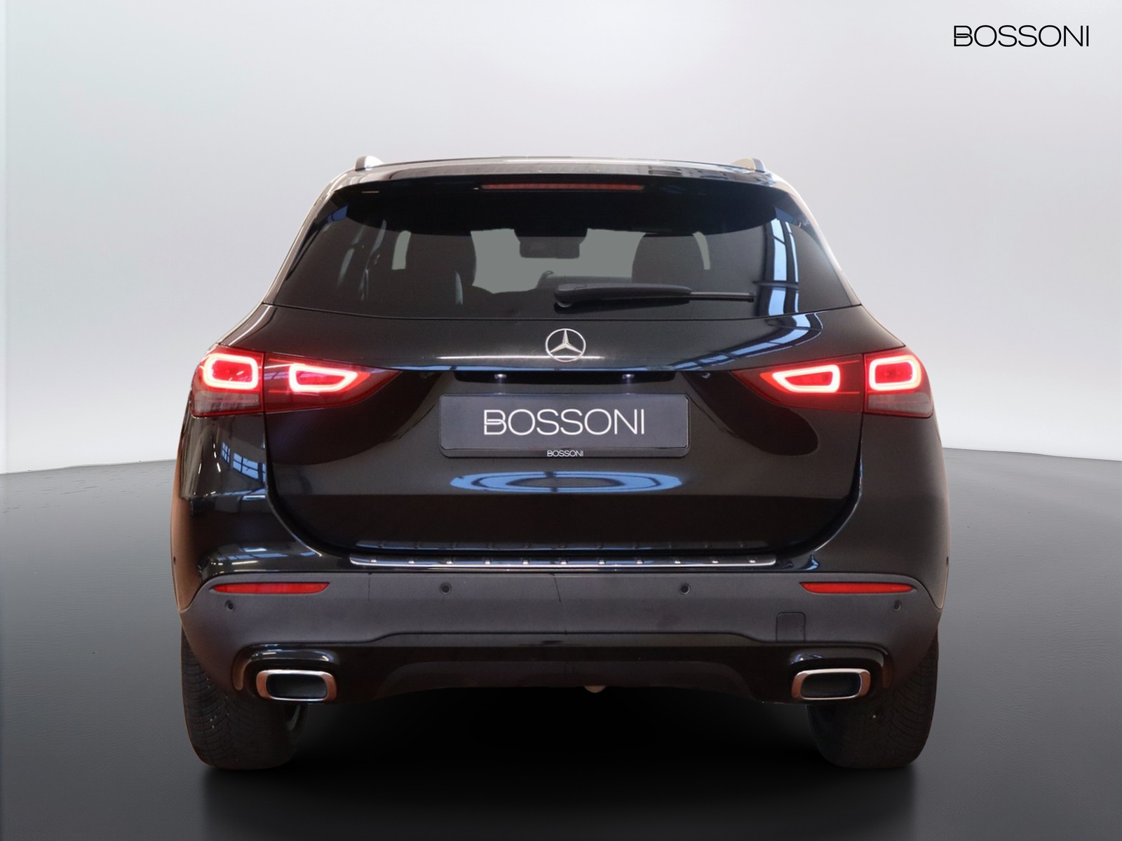 6 - Mercedes GLA 200 sport plus 7g-dct