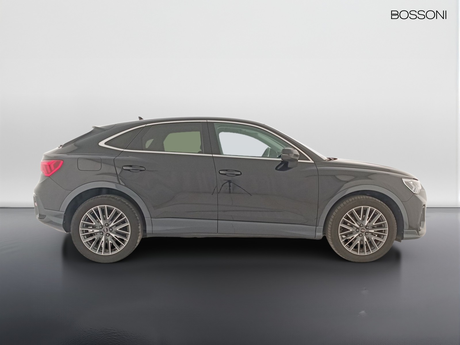 3 - Audi Q3 sportback 35 2.0 tdi business plus s tronic