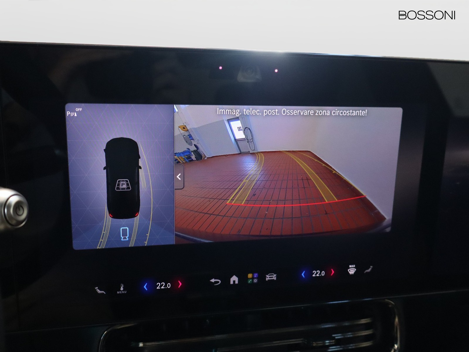 11 - Mercedes CLA 200 premium auto