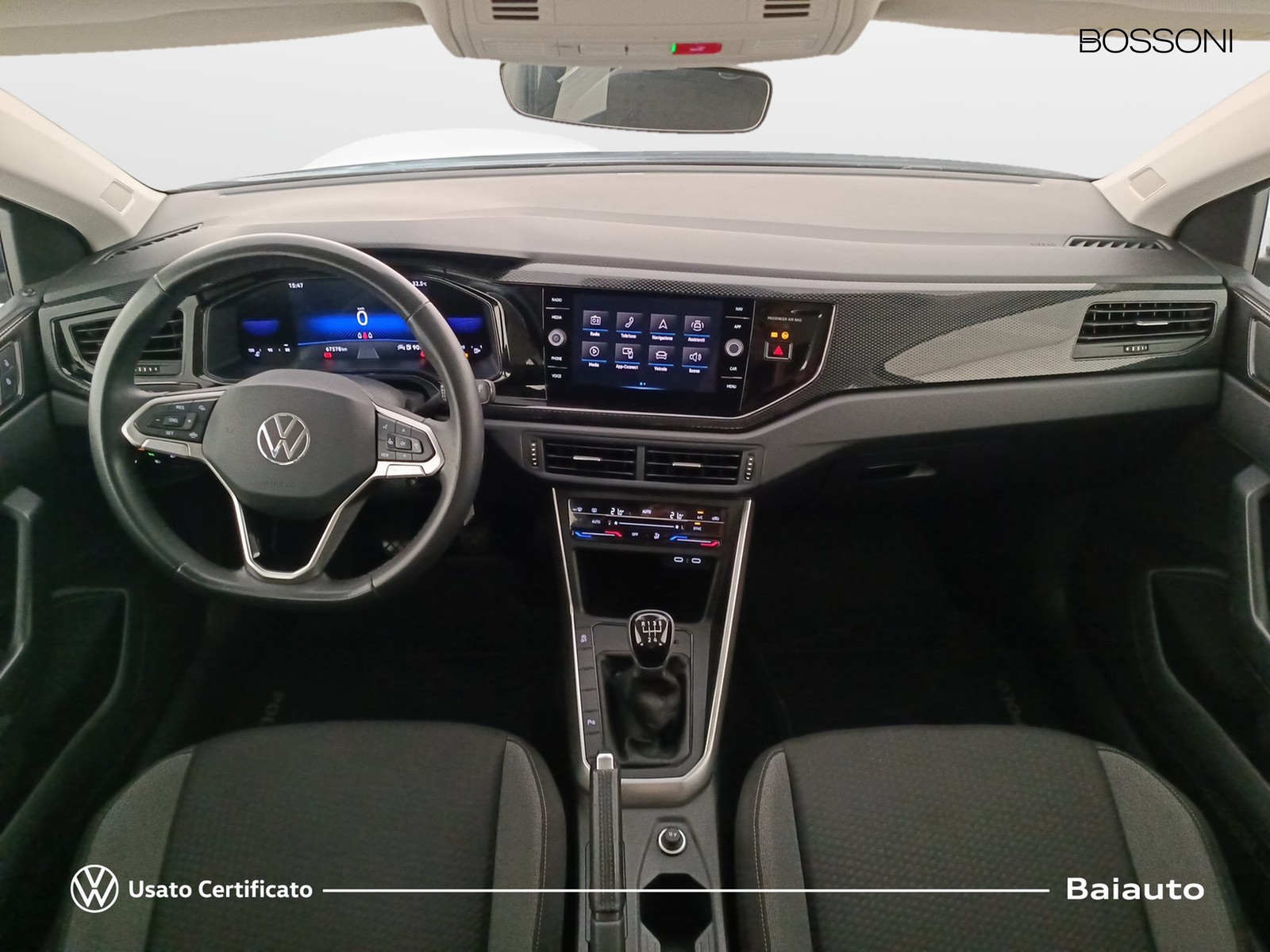 6 - Volkswagen Polo 1.0 tsi 95cv life