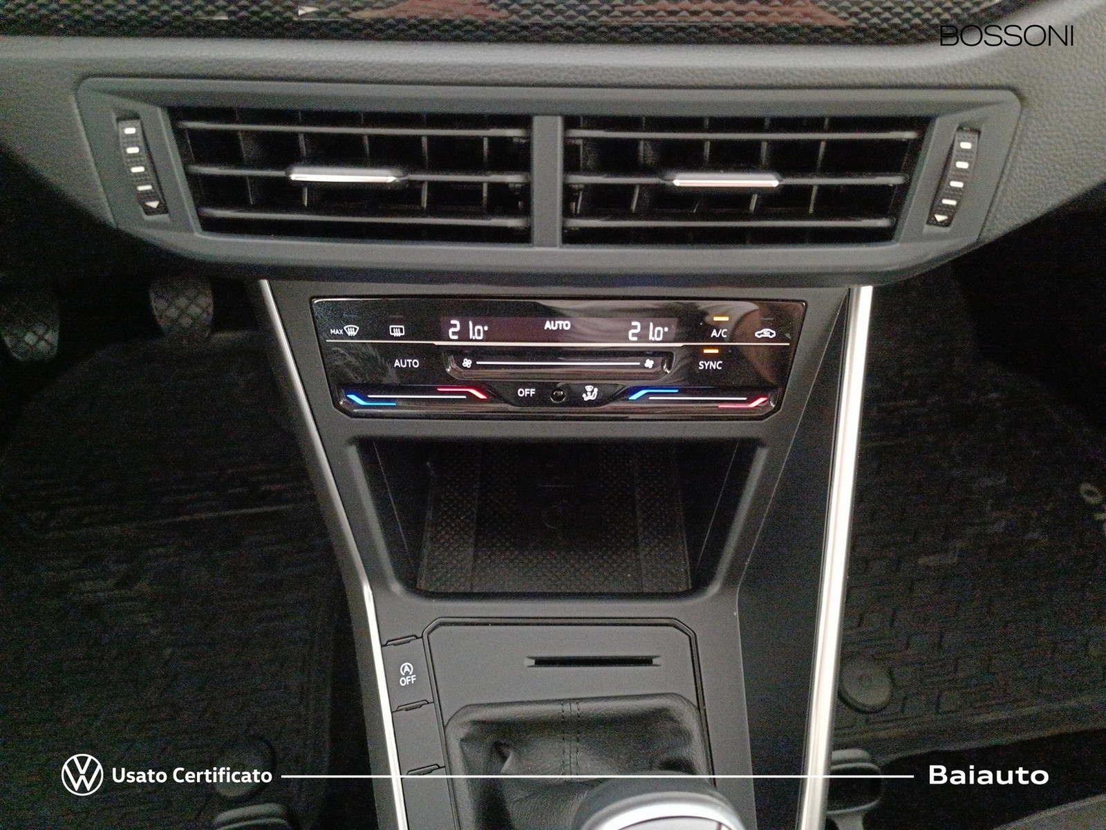 11 - Volkswagen Polo 1.0 tsi 95cv life