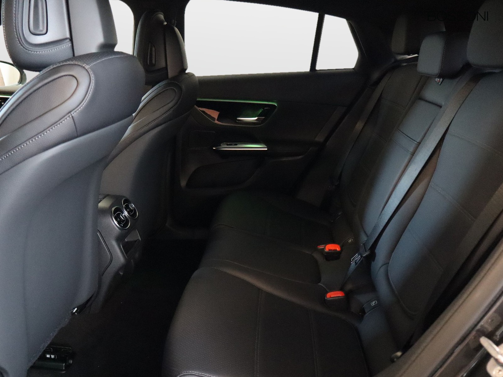 8 - Mercedes GLC coupe 220 d advanced 4matic 9g-tronic