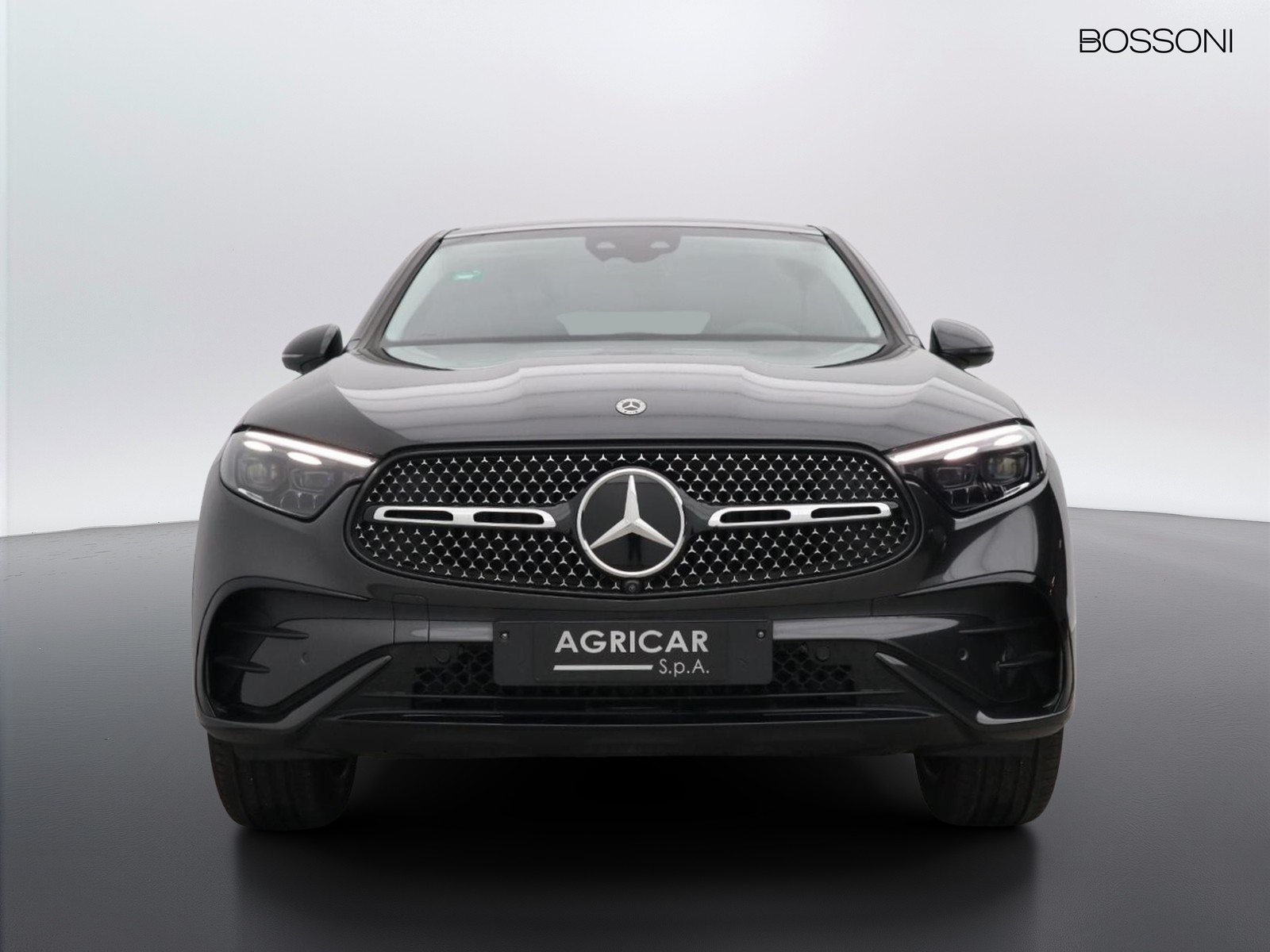 2 - Mercedes GLC coupe 300 de plug-in hybrid amg line premium 4matic 9g-tronic