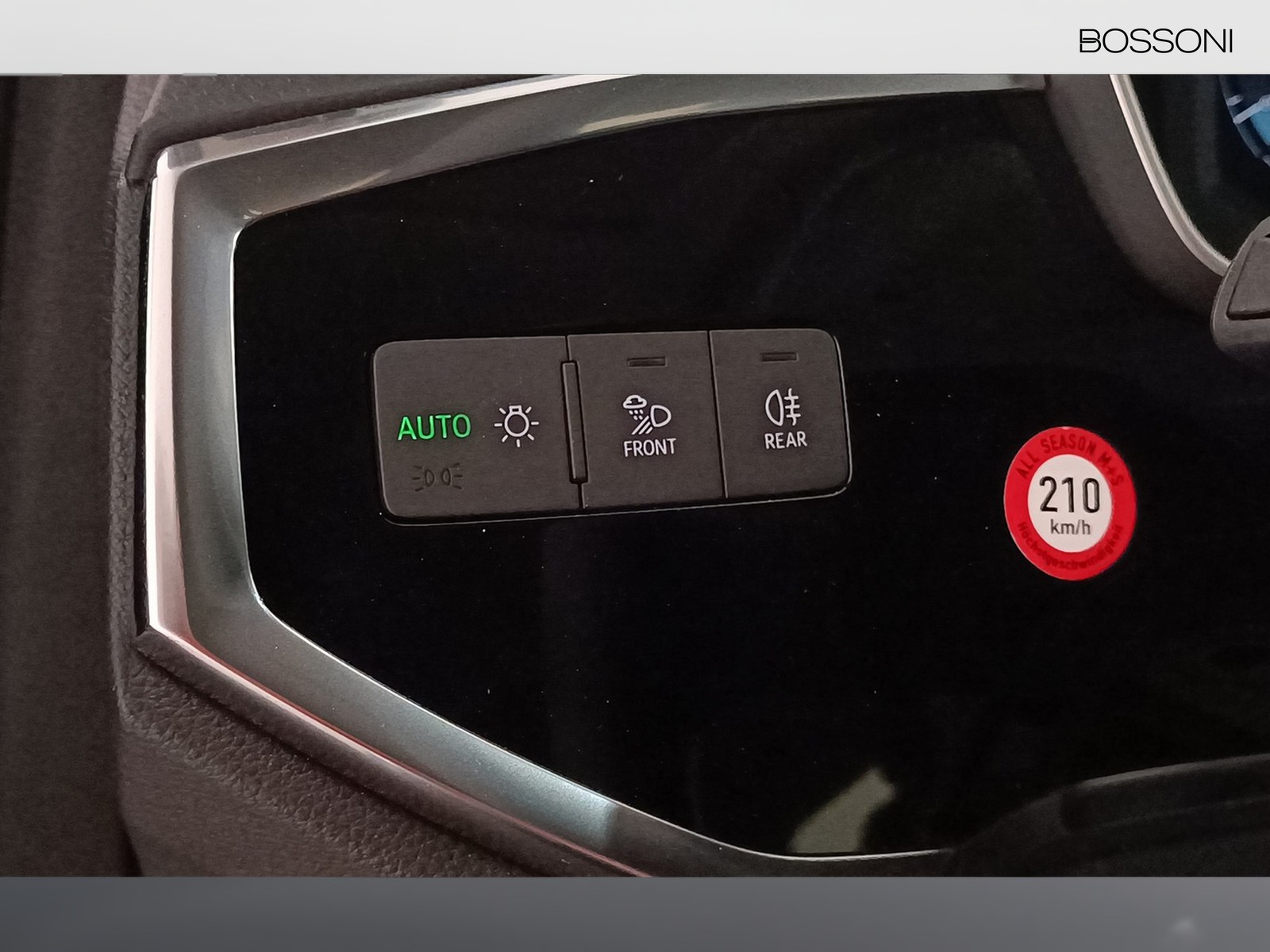 6 - Audi Q3 35 1.5 tfsi evo2 business advanced s tronic