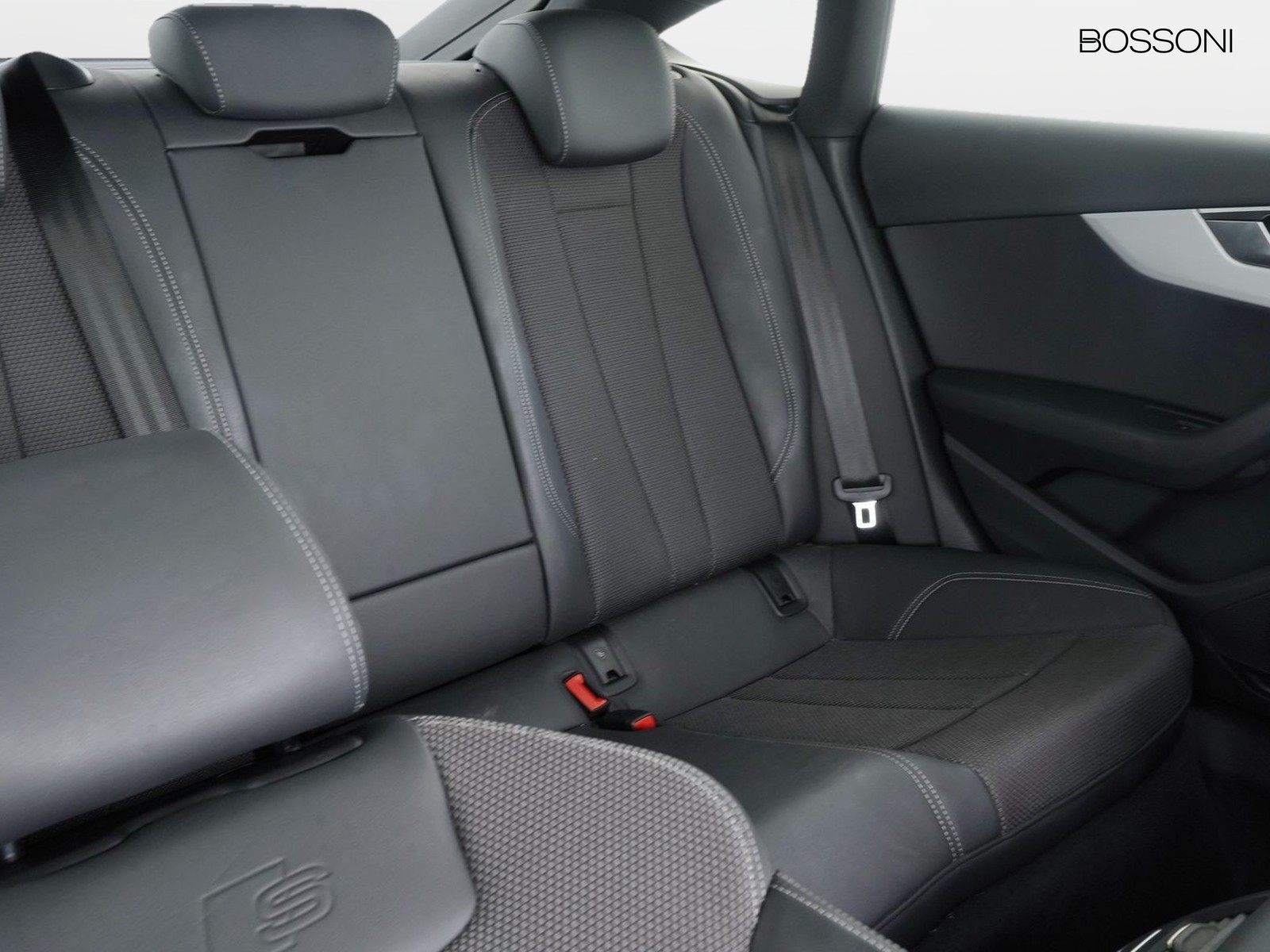 22 - Audi A5 sportback 40 2.0 tdi mhev 204cv s line edition quattro s tronic