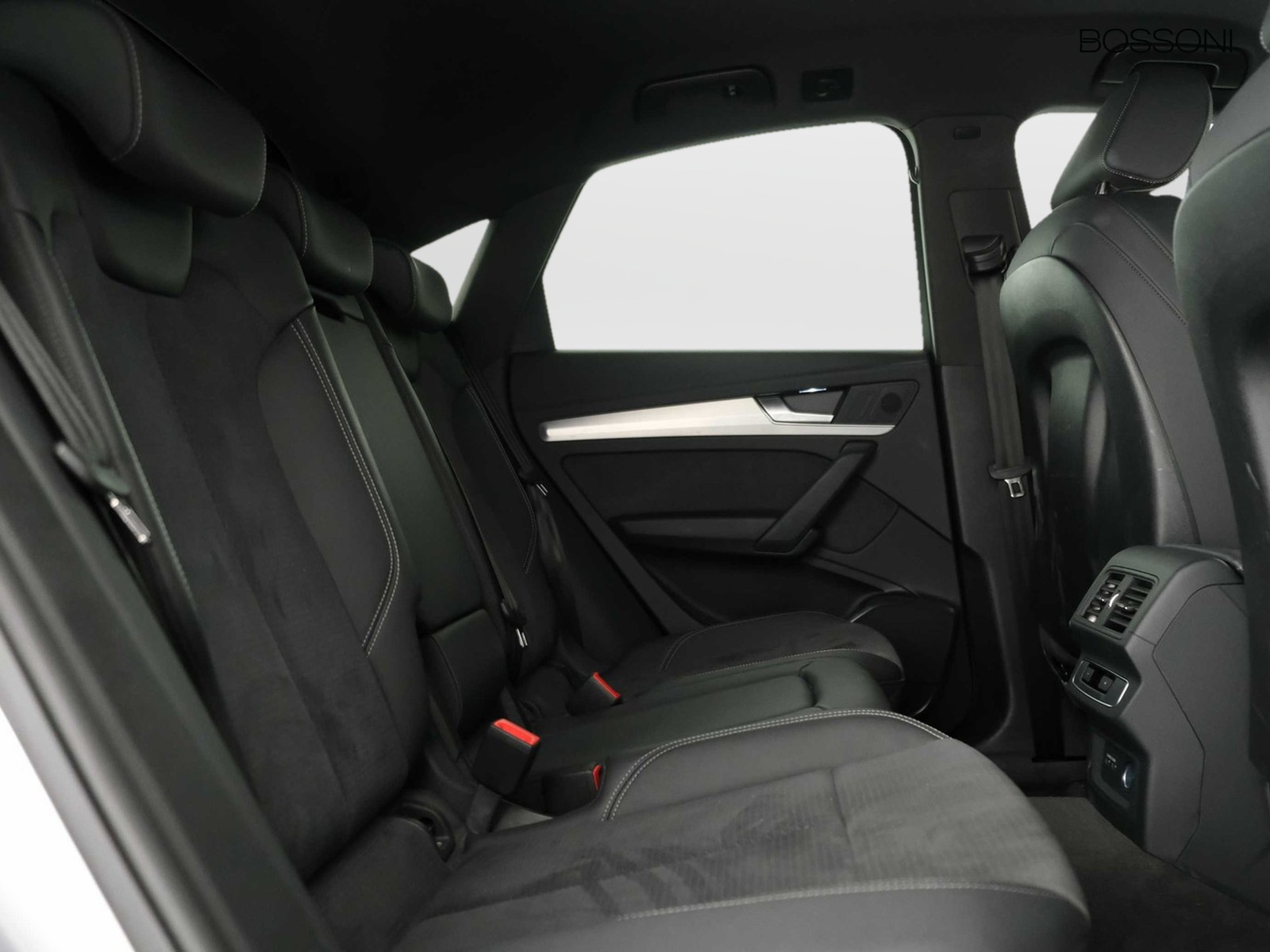 34 - Audi Q5 sportback 40 2.0 tdi mhev 12v s line quattro s tronic