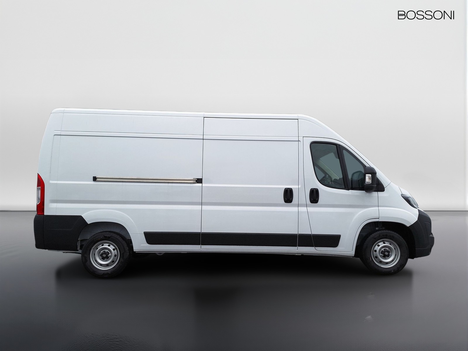 4 - Fiat Professional Ducato 35 l3h2 2.2 diesel 140cv