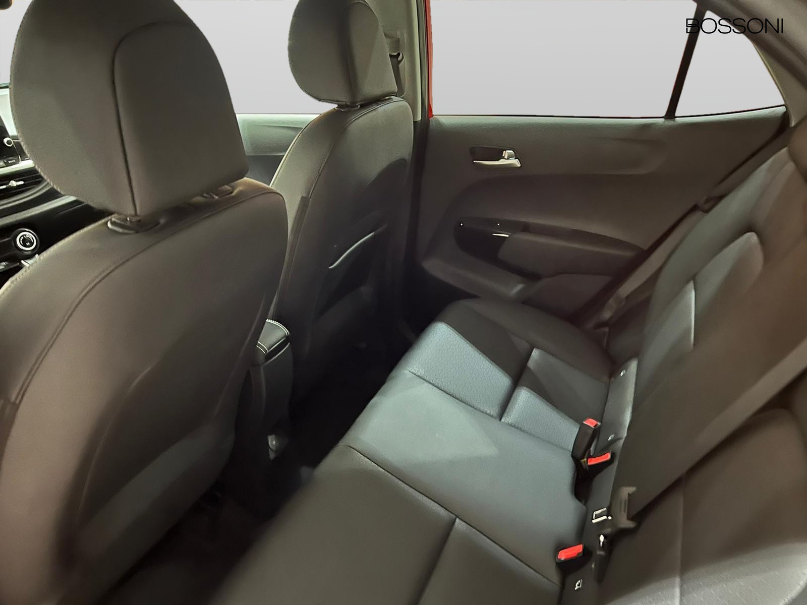 8 - Kia Picanto 1.0 gdi gt-line