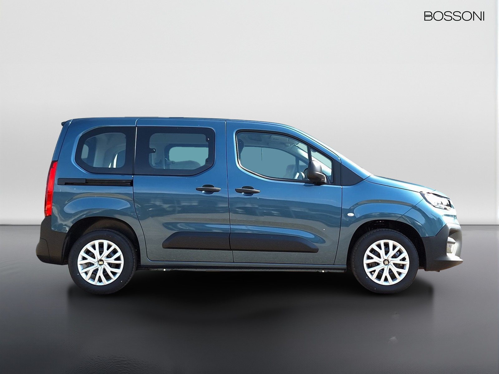 4 - Fiat Doblò passo corto 1.5 diesel 100cv doblo