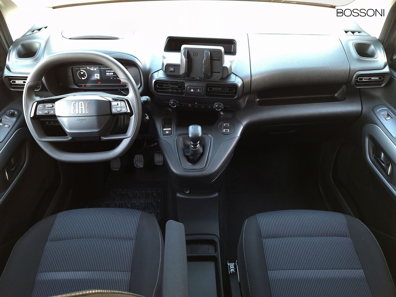 8 - Fiat Doblò passo corto 1.5 diesel 100cv doblo