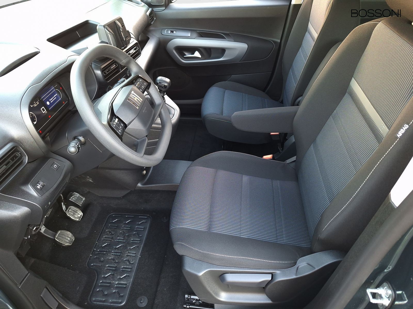 11 - Fiat Doblò passo corto 1.5 diesel 100cv doblo