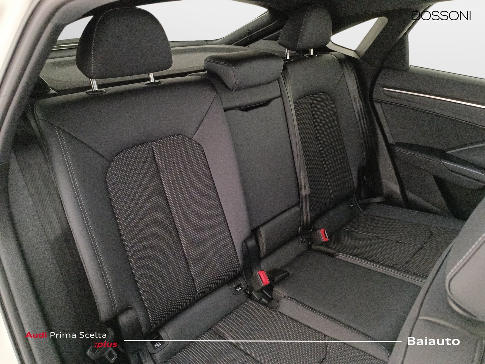23 - Audi Q3 sportback 40 2.0 tdi 193cv s line edition quattro s tronic