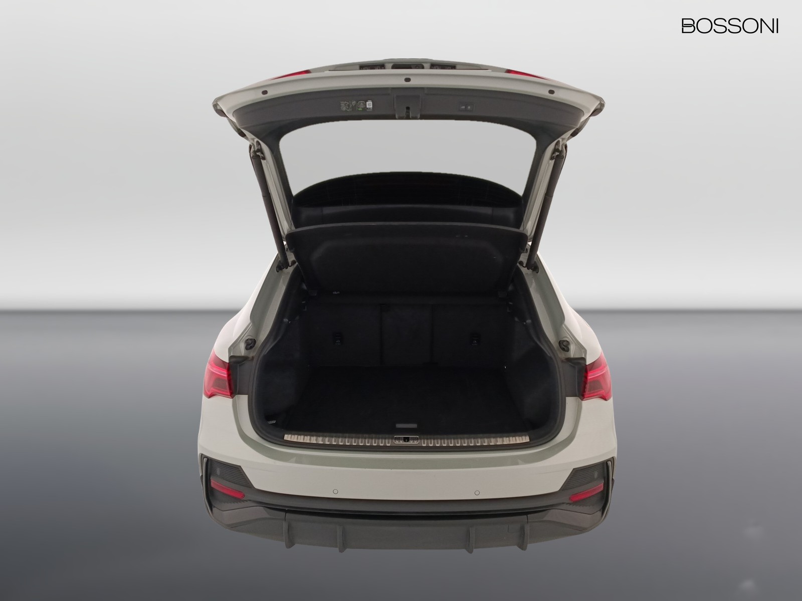 33 - Audi Q3 sportback 40 2.0 tdi 193cv s line edition quattro s tronic