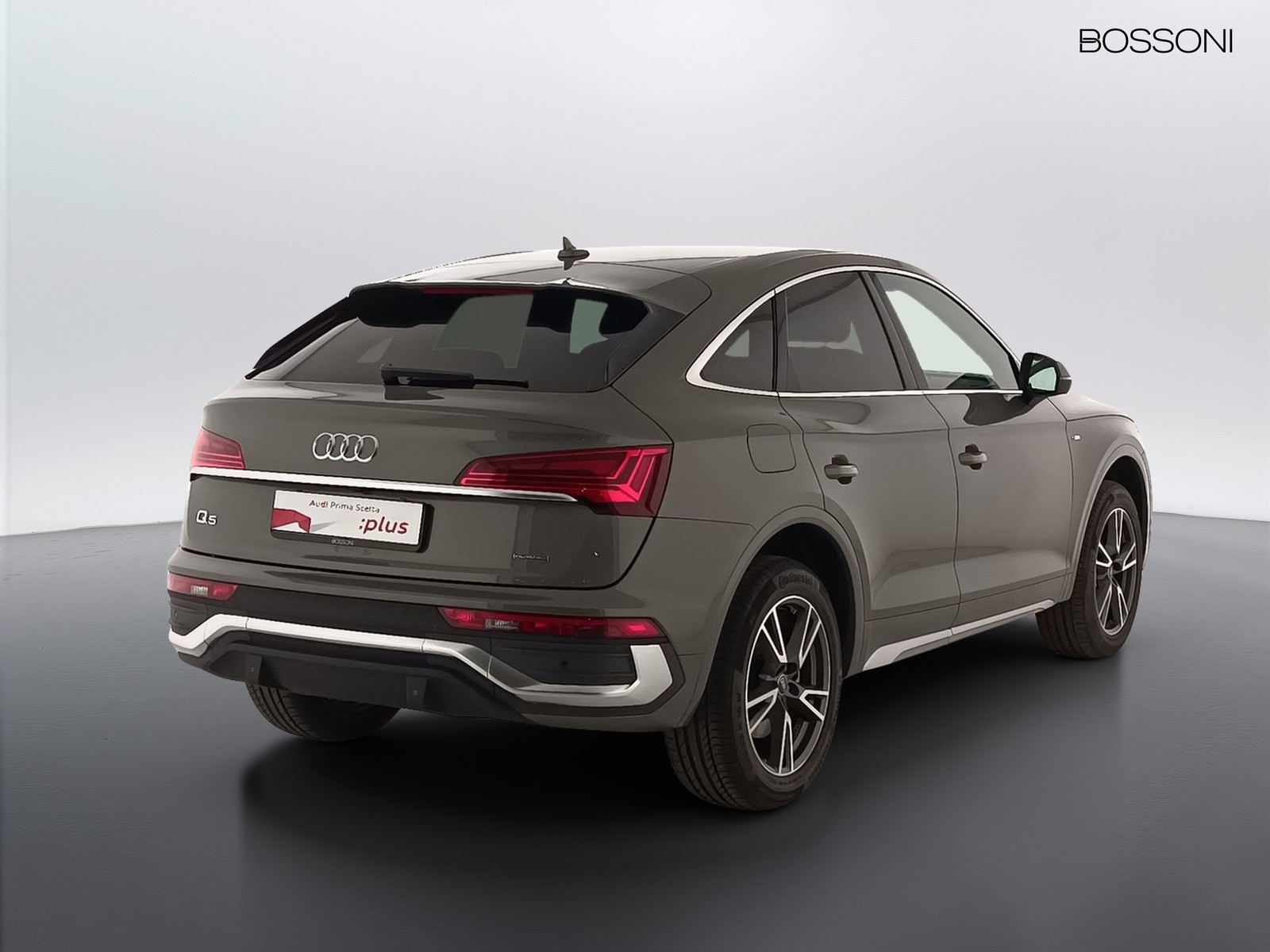 2 - Audi Q5 sportback 40 2.0 tdi mhev 12v s line quattro s tronic