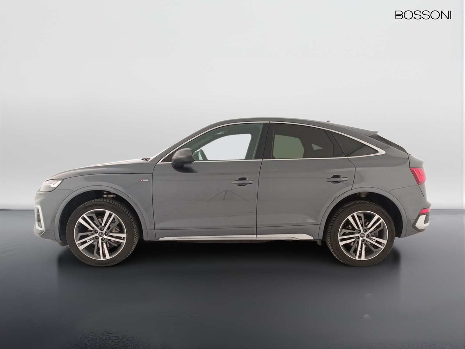 3 - Audi Q5 sportback 40 2.0 tdi mhev 12v s line plus quattro s tronic