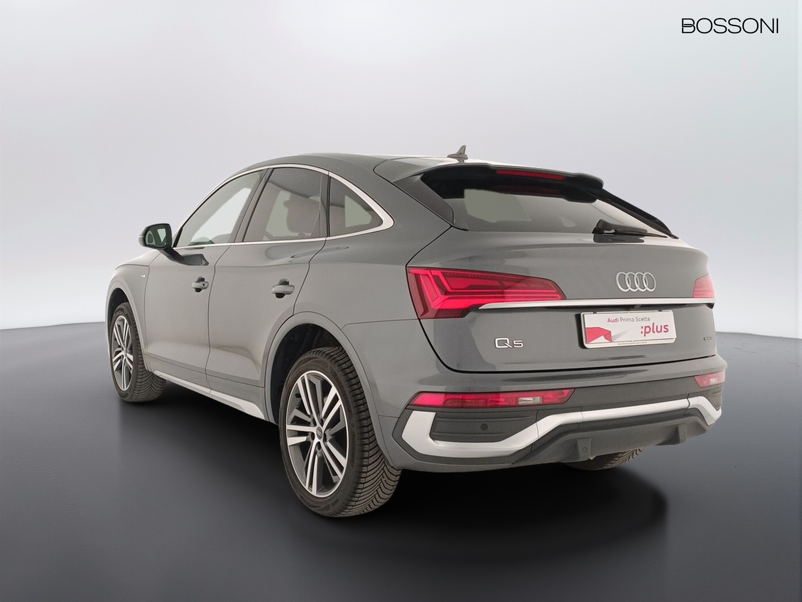 4 - Audi Q5 sportback 40 2.0 tdi mhev 12v s line plus quattro s tronic