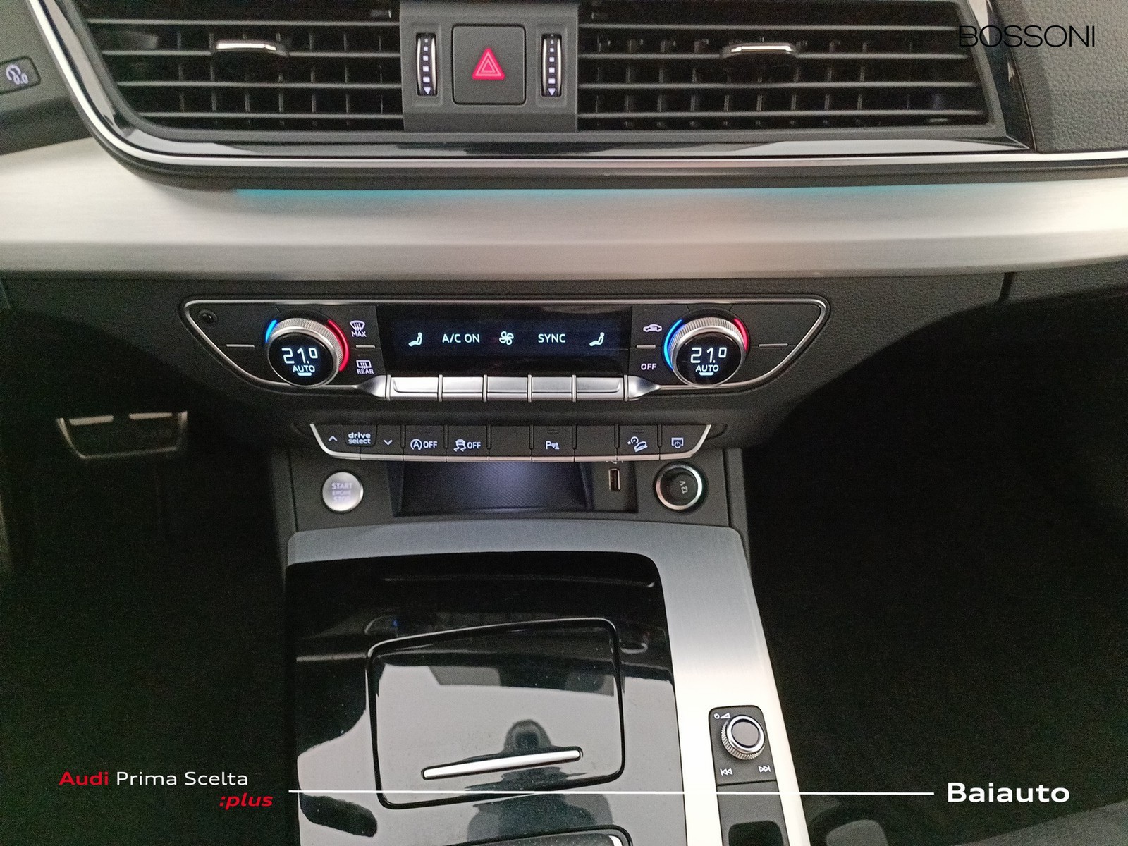 12 - Audi Q5 sportback 40 2.0 tdi mhev 12v s line plus quattro s tronic