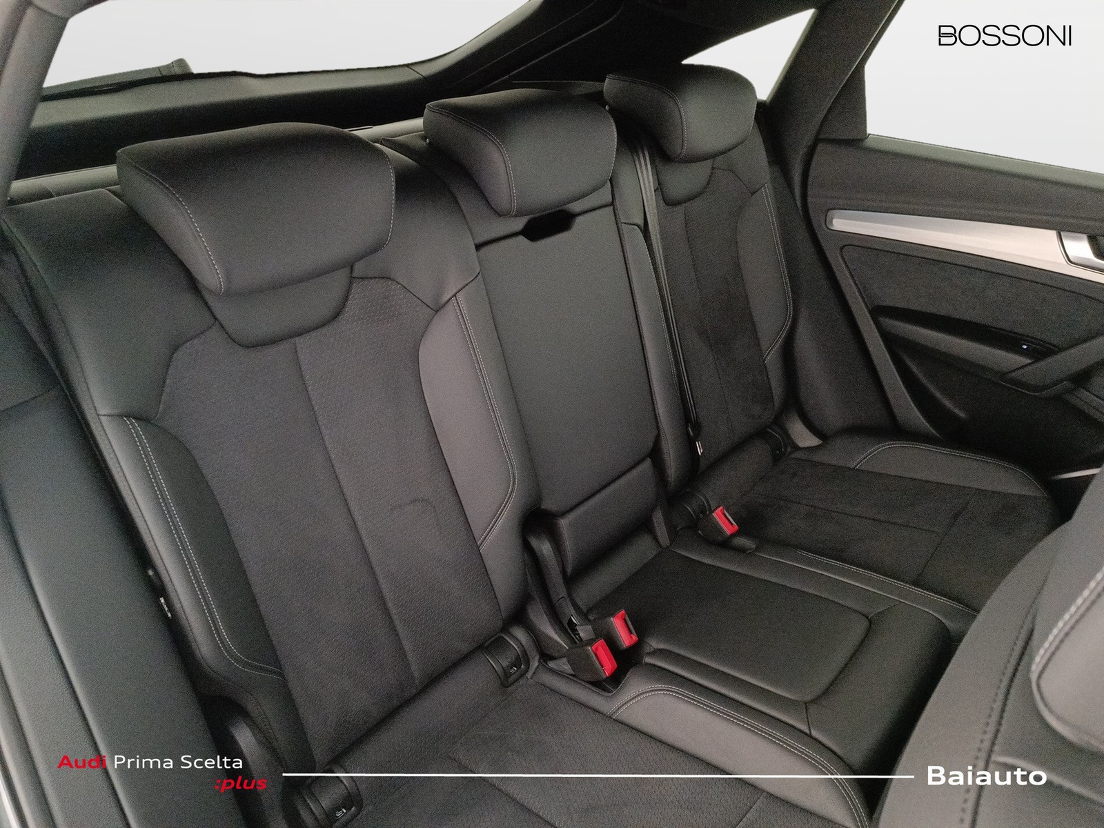 24 - Audi Q5 sportback 40 2.0 tdi mhev 12v s line plus quattro s tronic