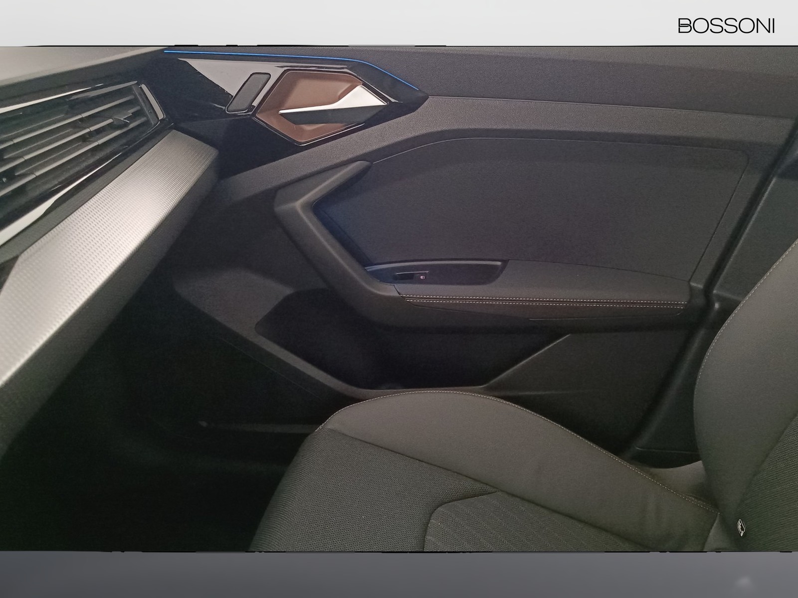 11 - Audi A1 sportback 30 1.0 tfsi 116cv s line edition