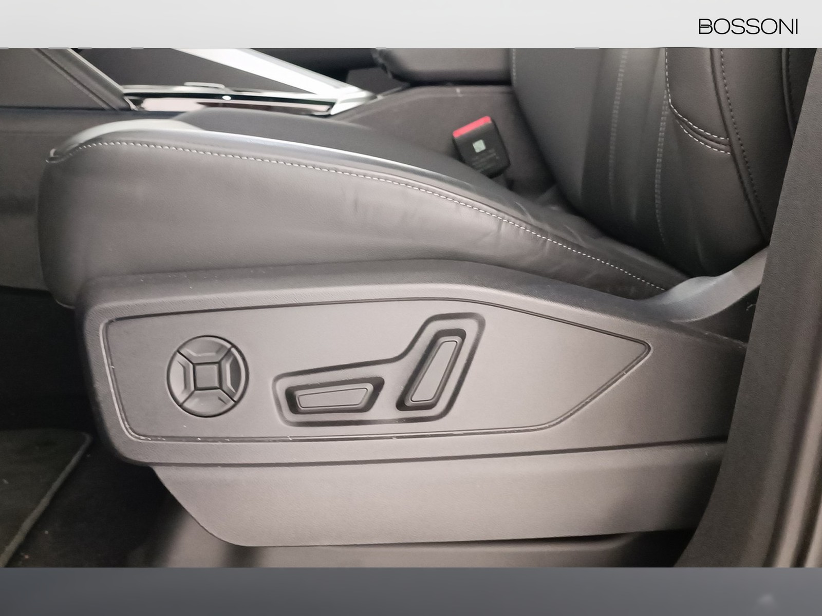 23 - Audi Q5 2.0 tdi mhev+ 204cv business quattro s tronic