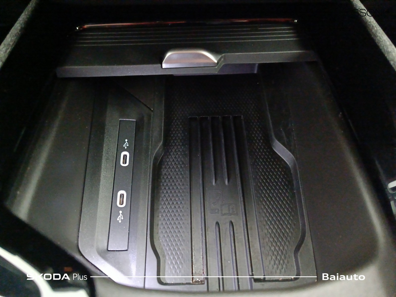 12 - Skoda Superb wagon 2.0 tdi evo 150cv selection dsg