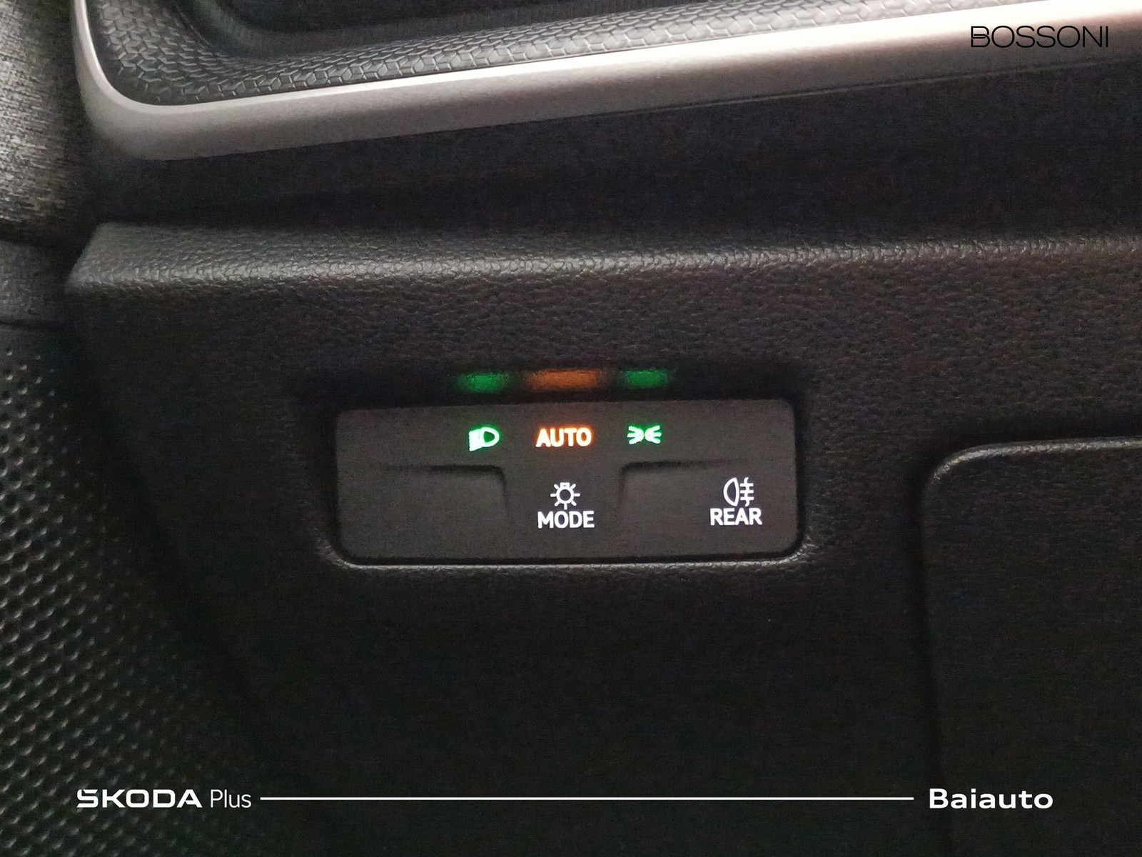 18 - Skoda Superb wagon 2.0 tdi evo 150cv selection dsg