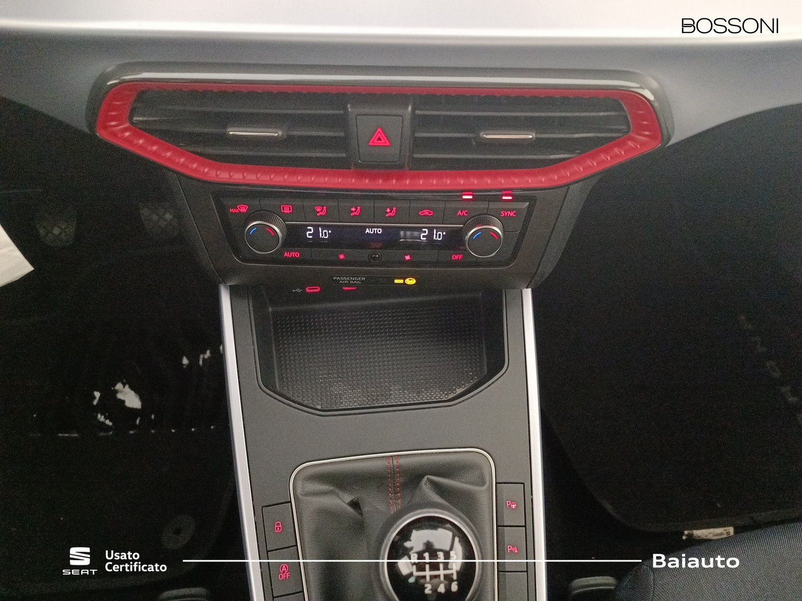 11 - SEAT Arona 1.0 ecotsi 110cv fr