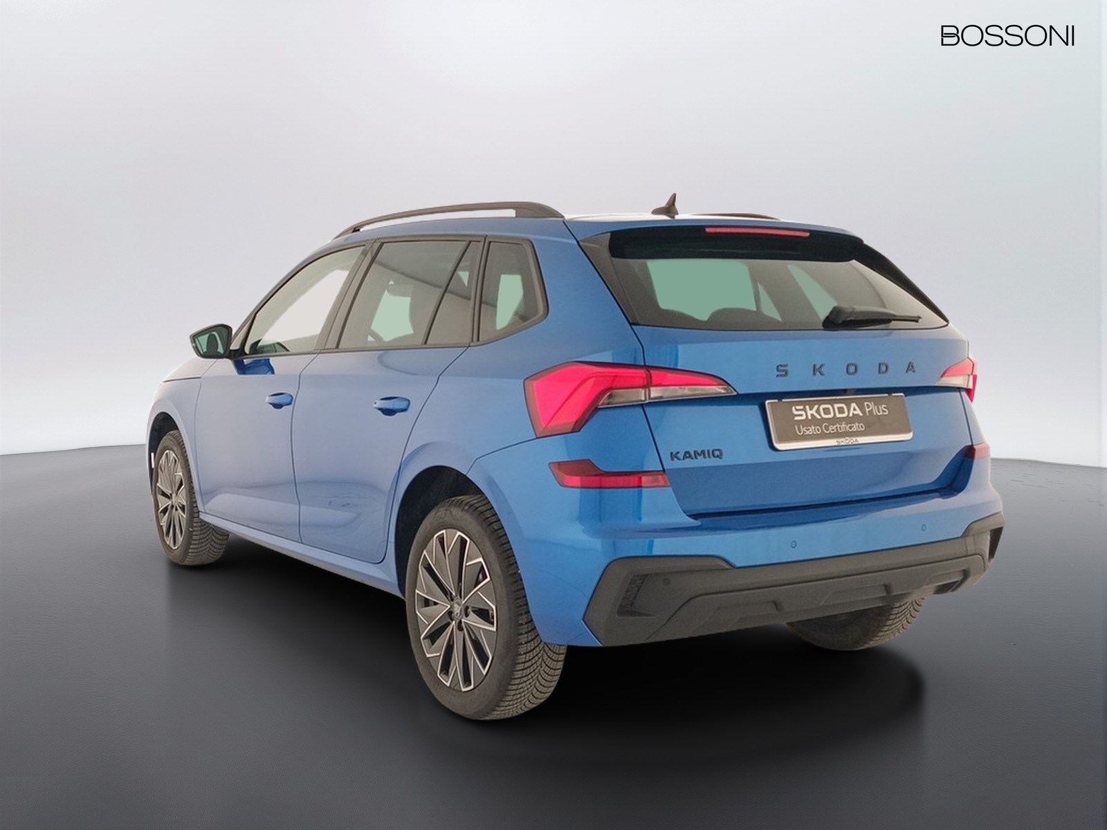 4 - Skoda Kamiq 1.0 tsi 115cv black dots dsg