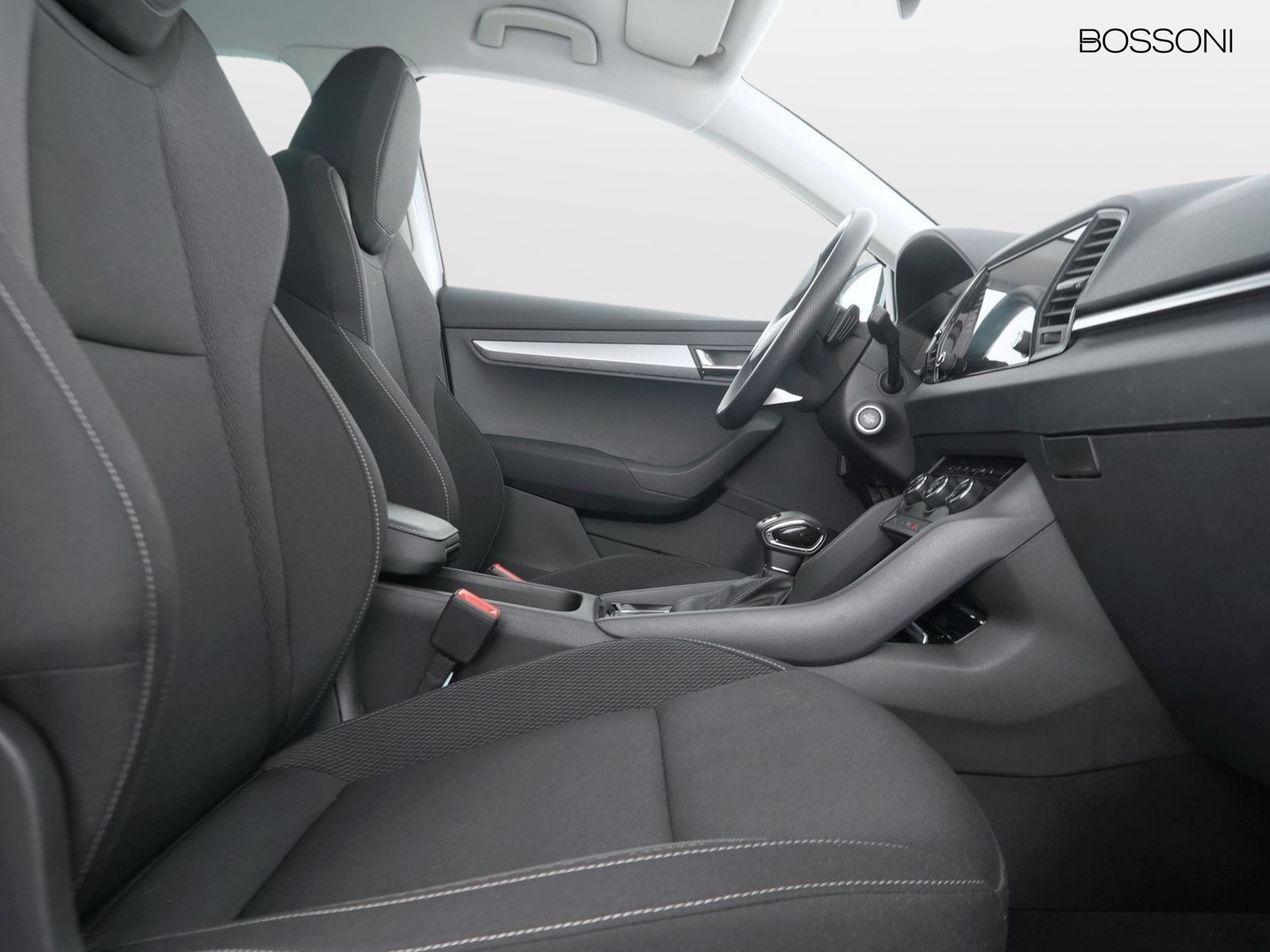 8 - Skoda Karoq 2.0 tdi evo scr 150cv executive 4x4 dsg