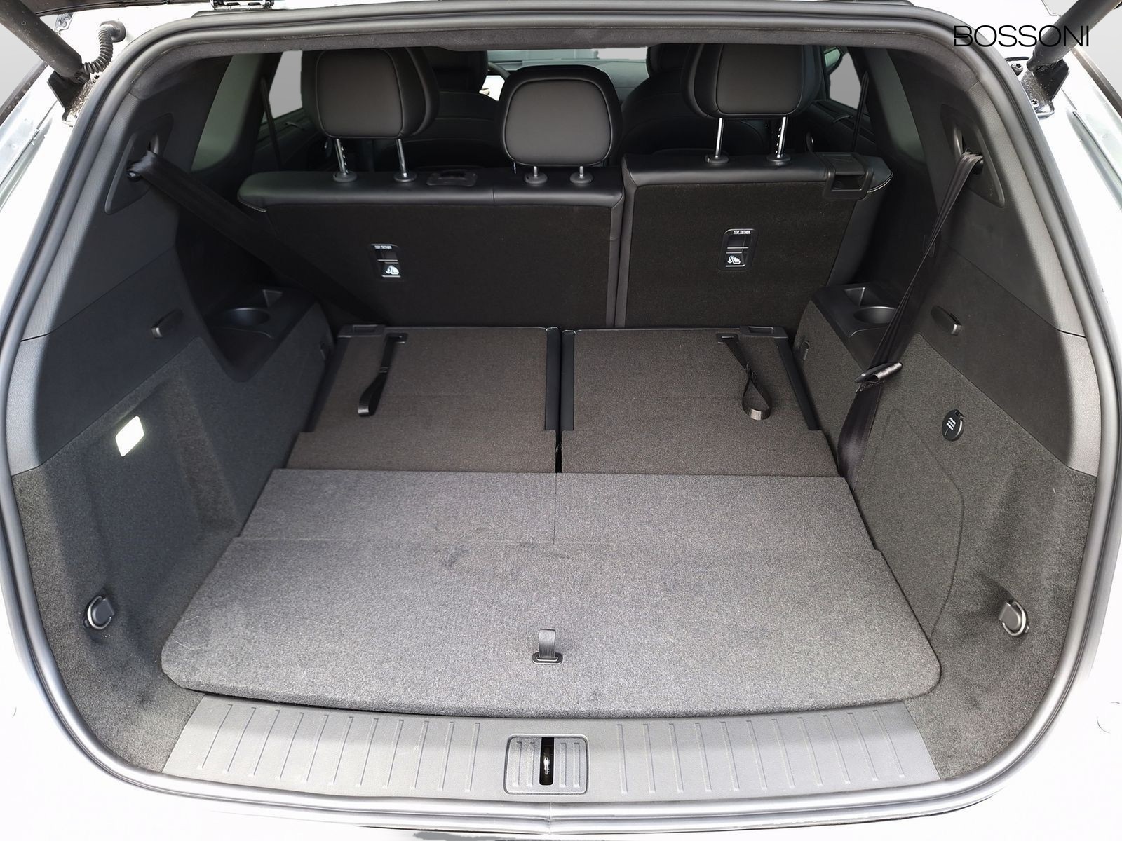 6 - Jaecoo 8 shs-p 1.5 tgdi plug-in hybrid exclusive awd 3dht