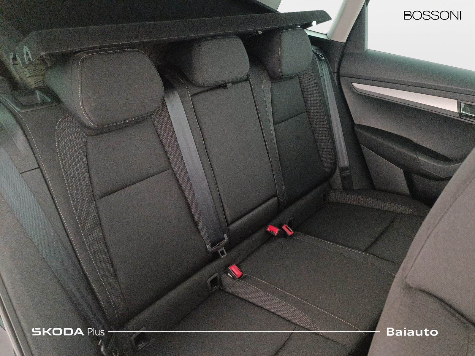 21 - Skoda Karoq 1.5 tsi act ambition dsg