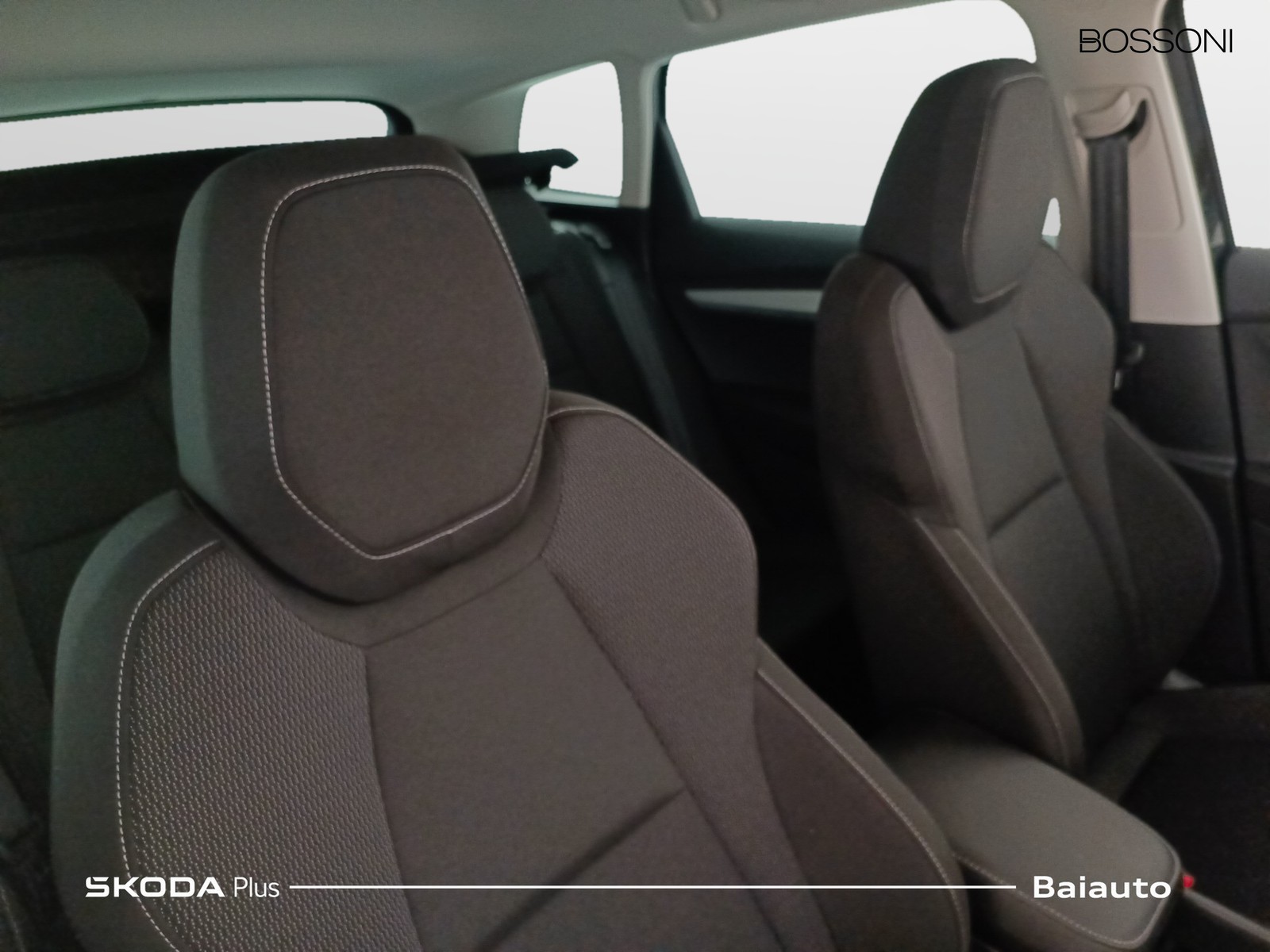 22 - Skoda Karoq 1.5 tsi act ambition dsg