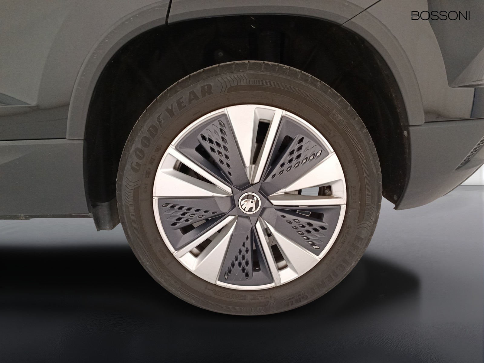 26 - Skoda Karoq 1.5 tsi act ambition dsg