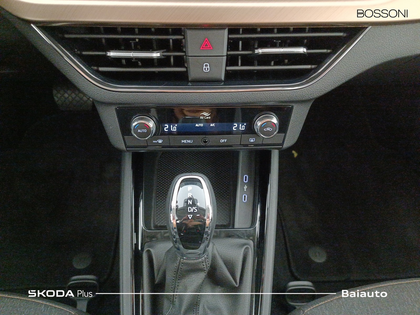 11 - Skoda Kamiq 1.0 tsi 110cv style dsg