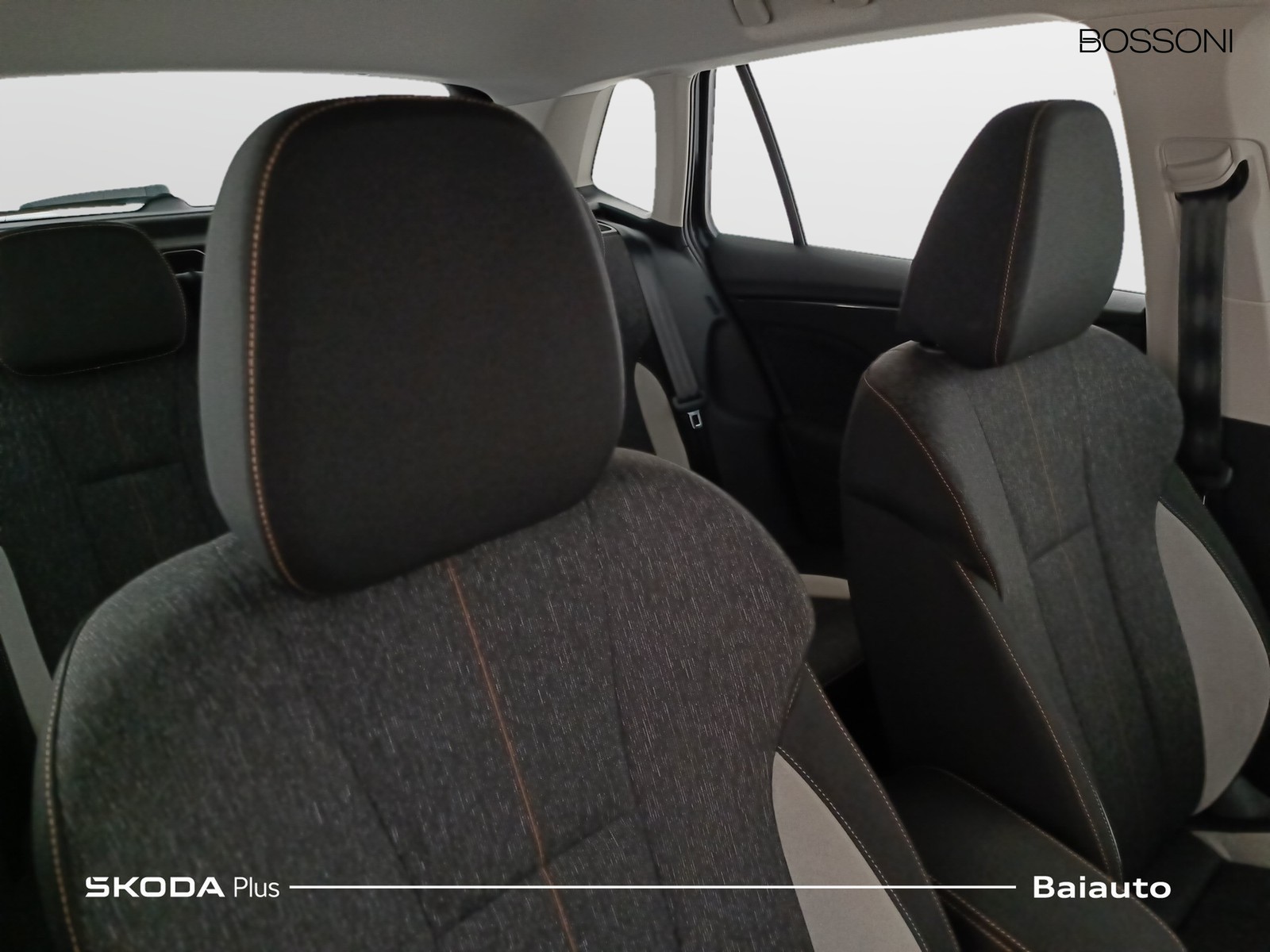 22 - Skoda Kamiq 1.0 tsi 110cv style dsg