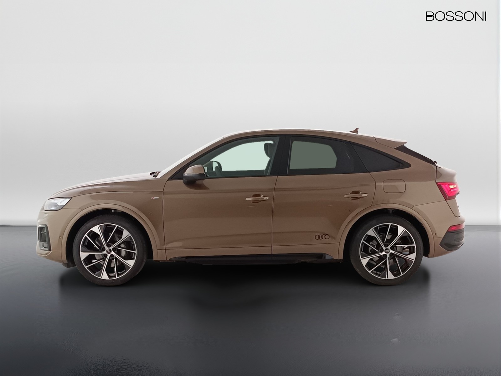 15 - Audi Q5 sportback 50 2.0 tfsi e s line plus quattro s tronic