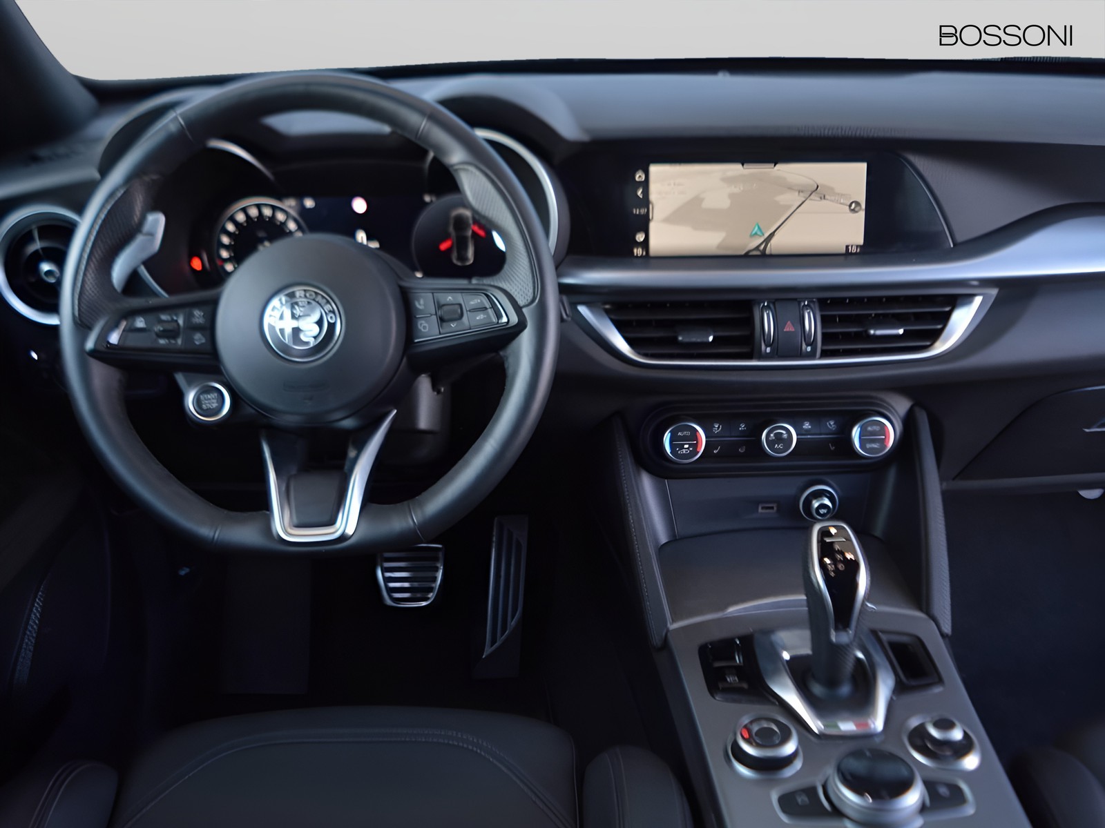 9 - Alfa Romeo Stelvio 2.2 turbo 210cv veloce q4 at8
