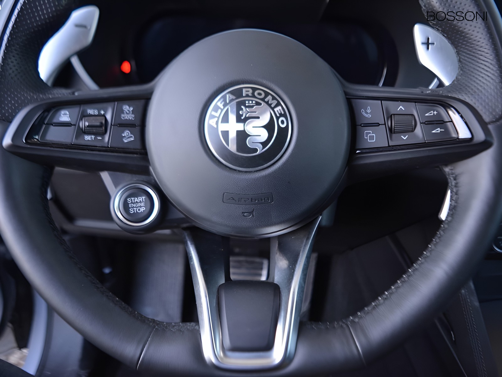16 - Alfa Romeo Stelvio 2.2 turbo 210cv veloce q4 at8