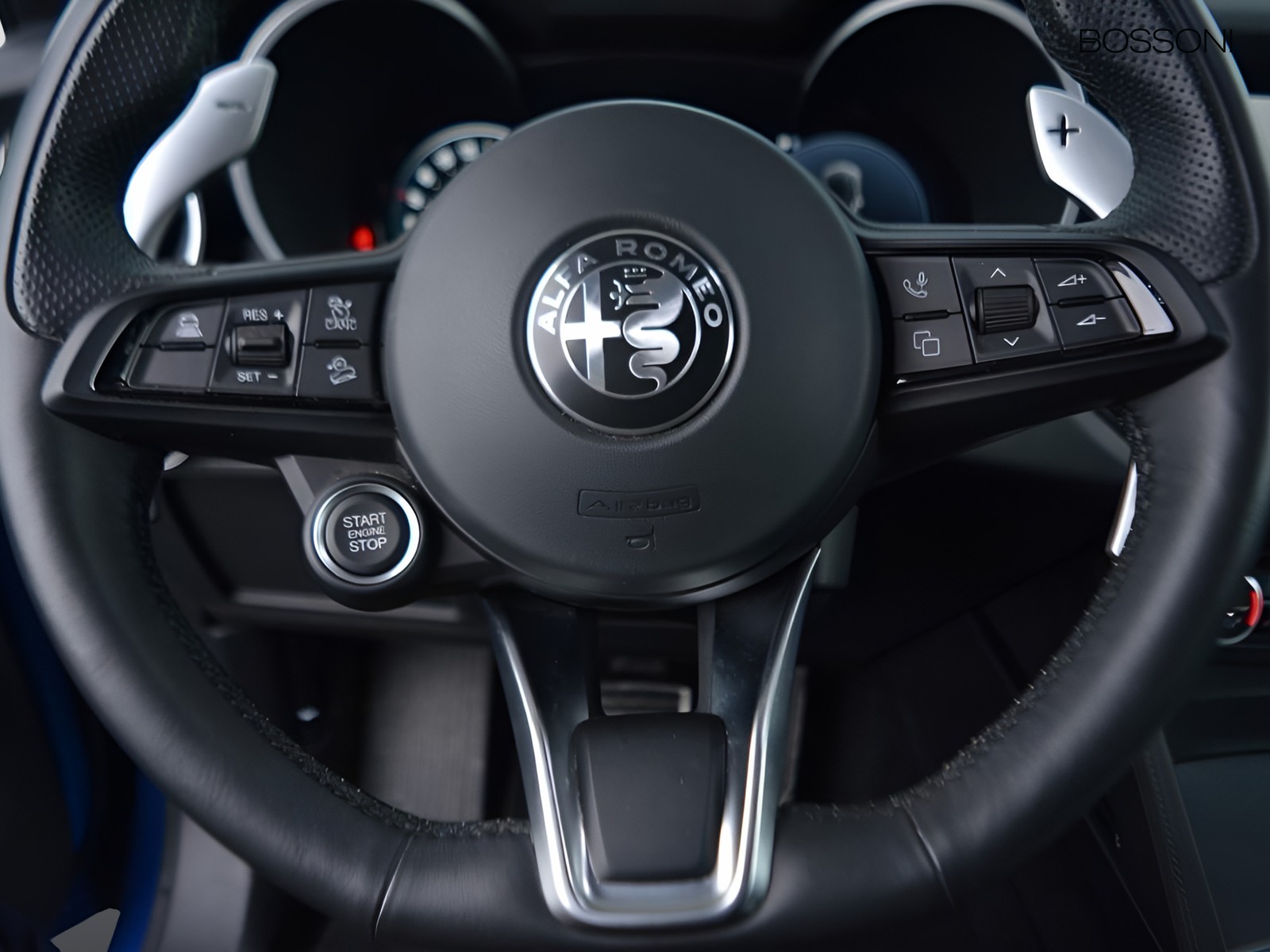 16 - Alfa Romeo Stelvio 2.2 turbo 210cv veloce q4 at8