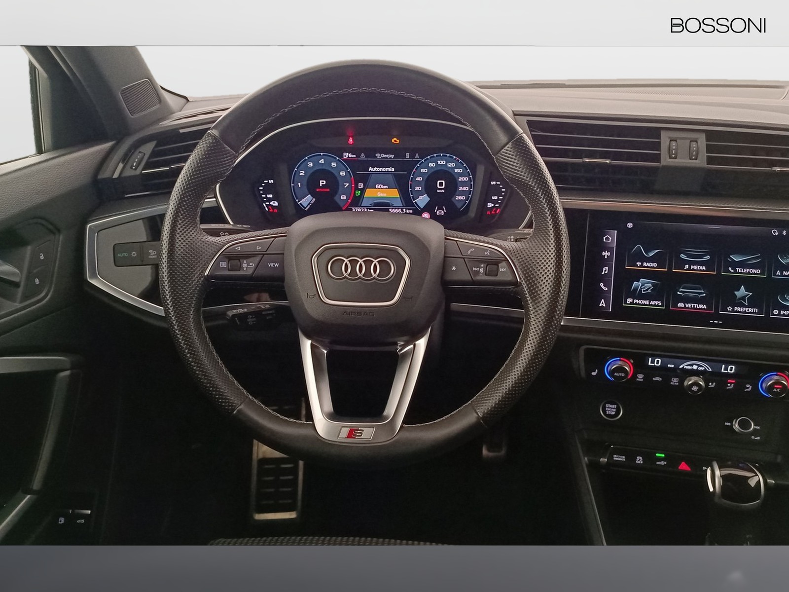 4 - Audi Q3 45 1.4 tfsi e s line edition s tronic