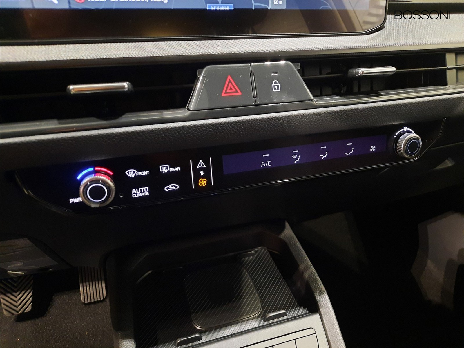 12 - Kia Stonic 1.0 t-gdi mhev style tech pack