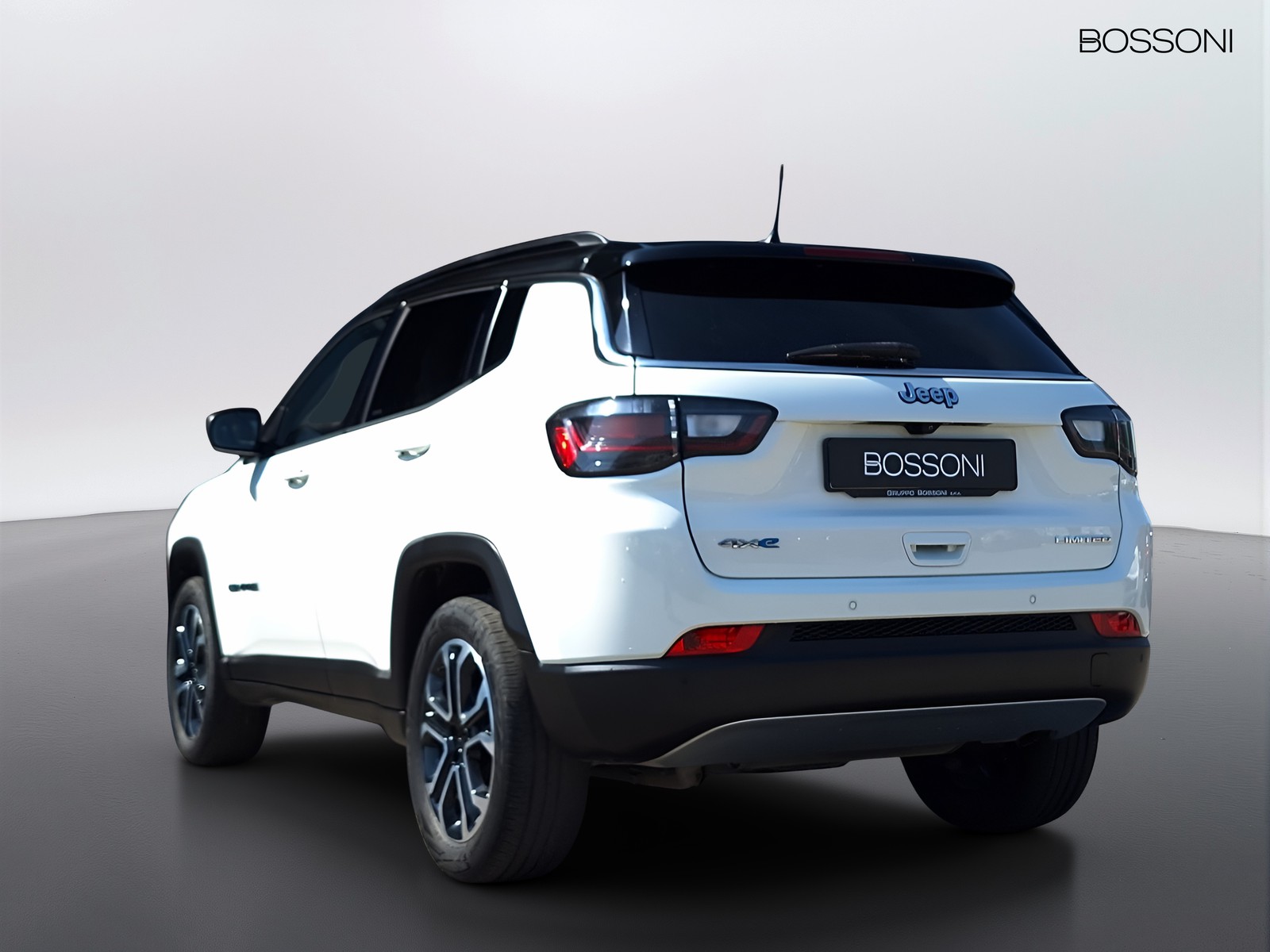 8 - Jeep Compass 1.3 turbo t4 phev limited 4xe at6